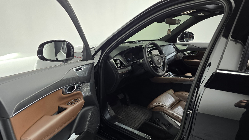 car Volvo XC90 id49800 photo #10