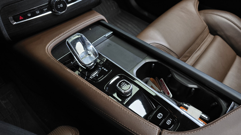 car Volvo XC90 id49800 photo #9