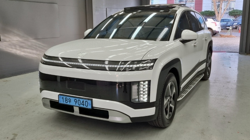 car Hyundai IONIQ id49819 main photo