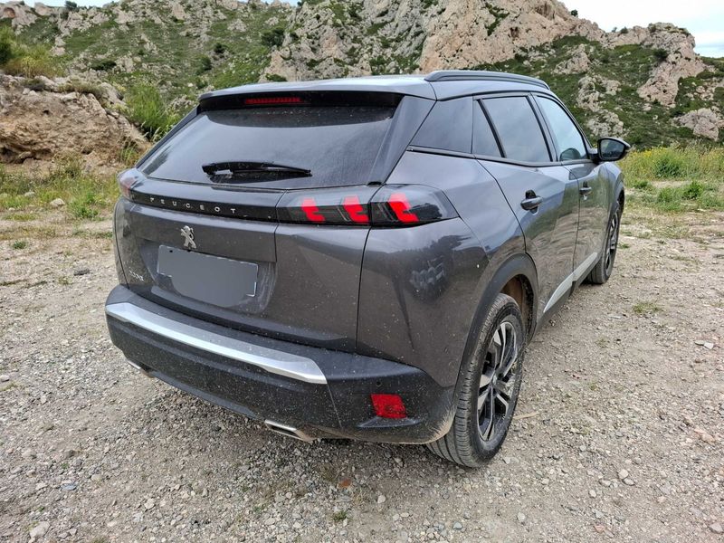 car Peugeot 2008 id50019 photo #4