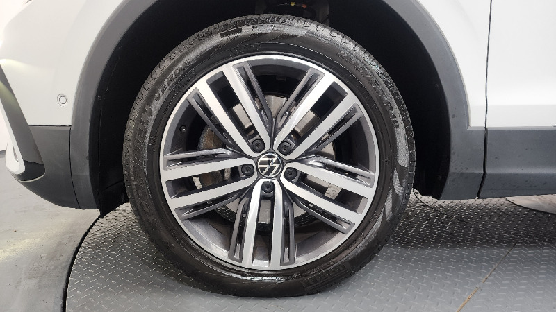 car Volkswagen Tiguan id50062 photo #5