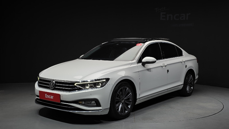 car Volkswagen Passat id50150 main photo