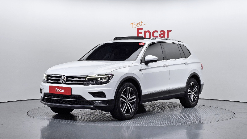 car Volkswagen Tiguan id50165 main photo