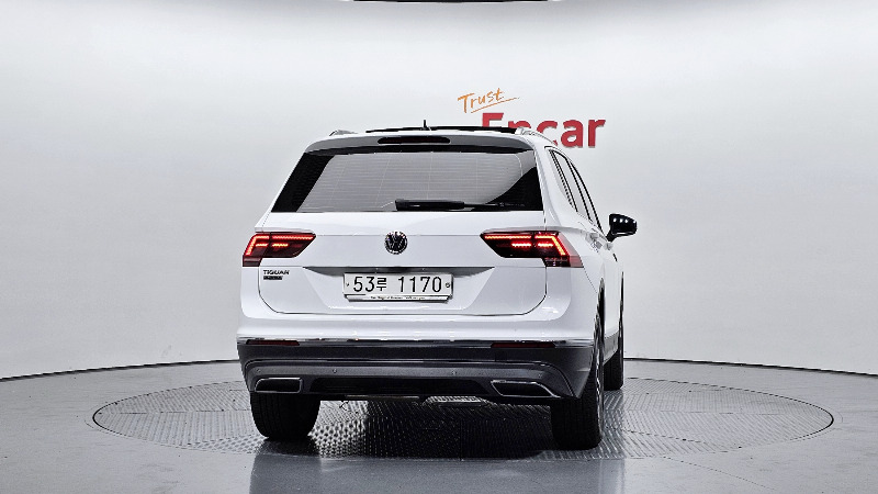 car Volkswagen Tiguan id50165 photo #4