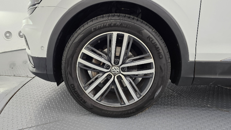 car Volkswagen Tiguan id50165 photo #5