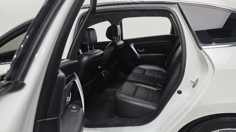 car Renault Samsung SM7 id50182 photo #17