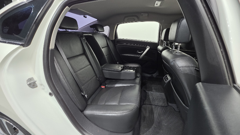 car Renault Samsung SM7 id50182 photo #19