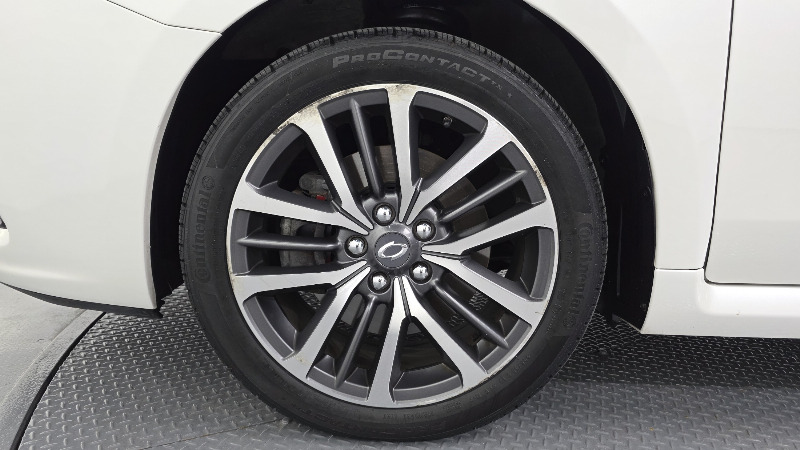 car Renault Samsung SM7 id50182 photo #5