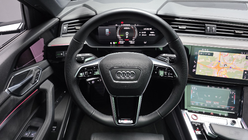 car Audi e-tron id50185 photo #14