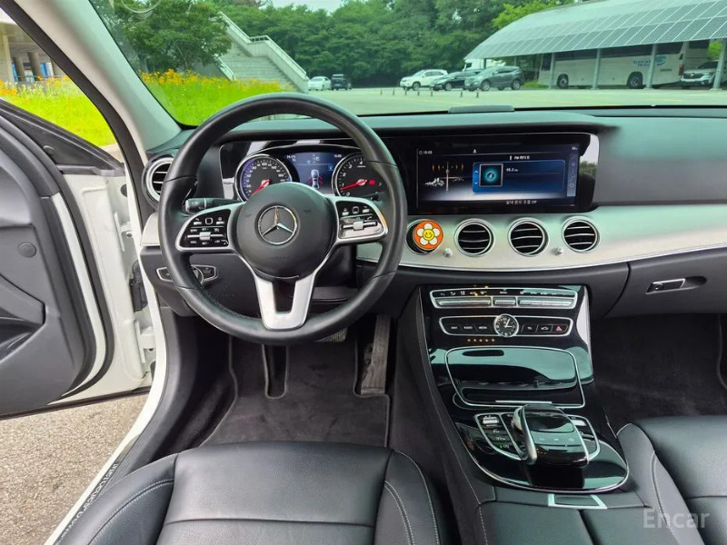 car Mercedes Benz E Class id50188 photo #7