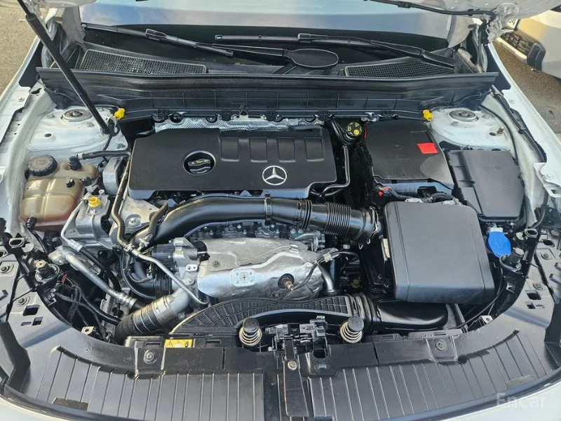 car Mercedes Benz GLB id50197 photo #12