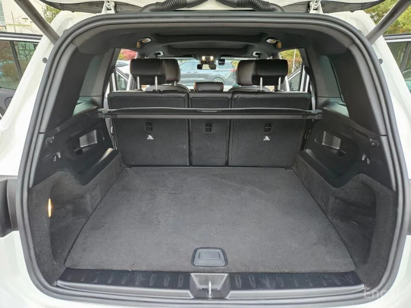 car Mercedes Benz GLB id50197 photo #14