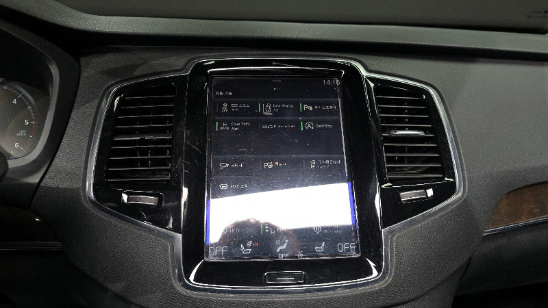 car Volvo XC90 id50246 photo #15