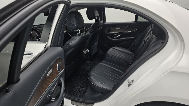 car Mercedes Benz E Class id50367 photo #12