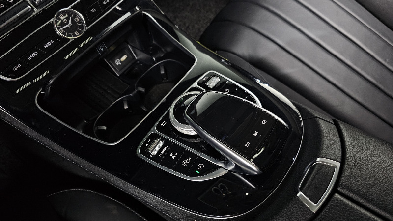 car Mercedes Benz E Class id50367 photo #18