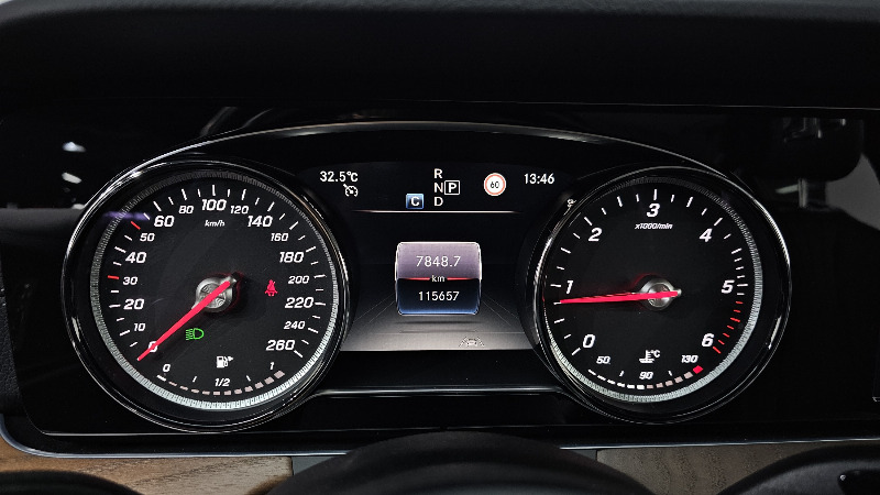 car Mercedes Benz E Class id50367 photo #8