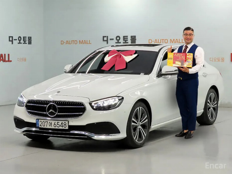 car Mercedes Benz E Class id50414 main photo