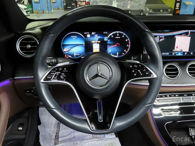 car Mercedes Benz E Class id50414 photo #14