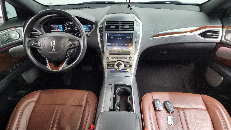 car Lincoln MKZ id50468 photo #7