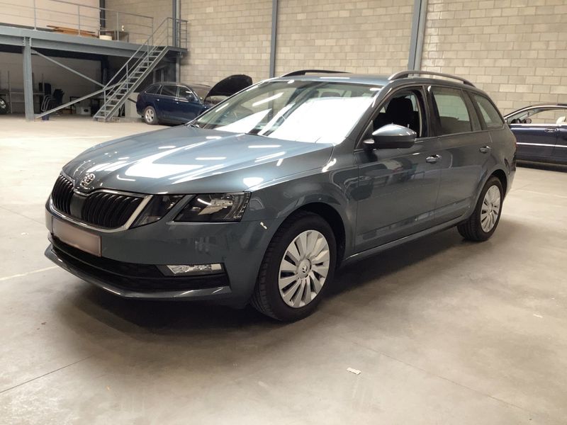 car Skoda Octavia id50855 main photo