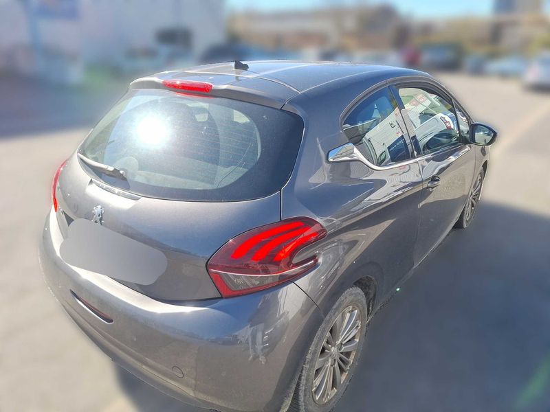 car Peugeot 208 id50927 photo #4