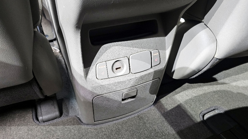 car KIA Carnival id51127 photo #18