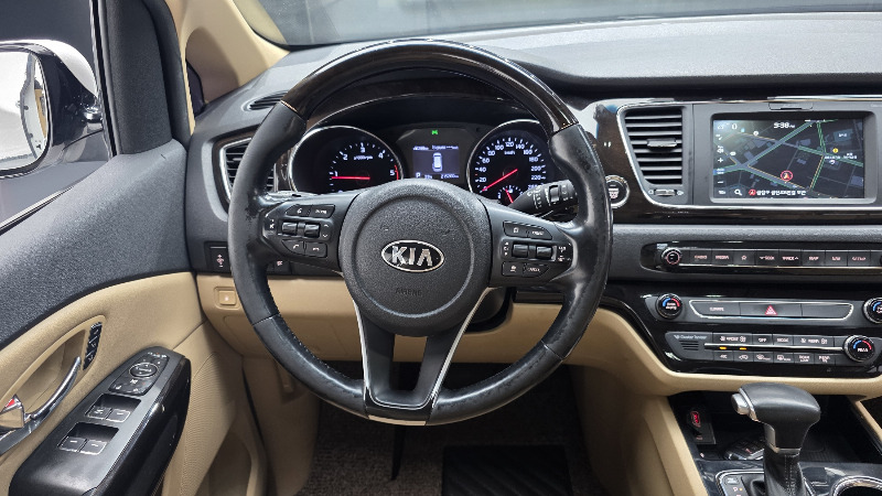 car KIA Carnival id51156 photo #13