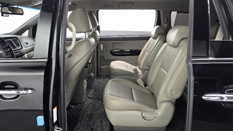 car KIA Carnival id51171 photo #12