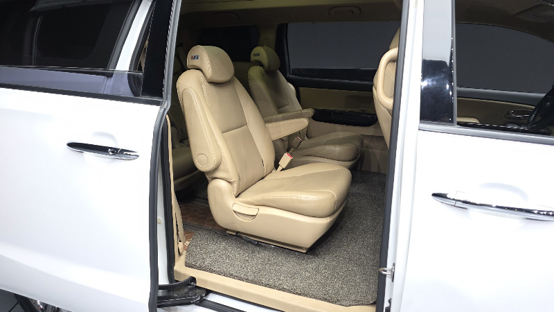 car KIA Carnival id51177 photo #12