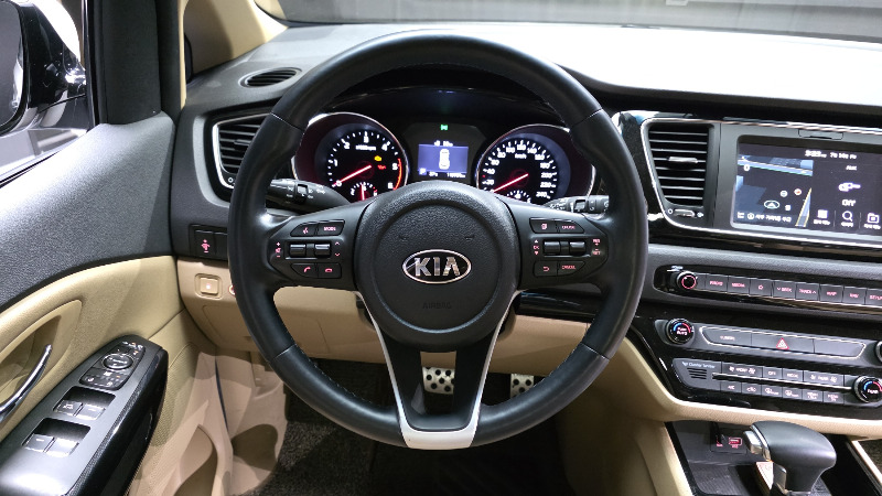 car KIA Carnival id51177 photo #13