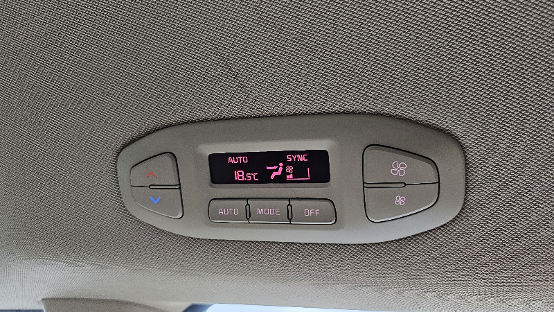 car KIA Carnival id51200 photo #18