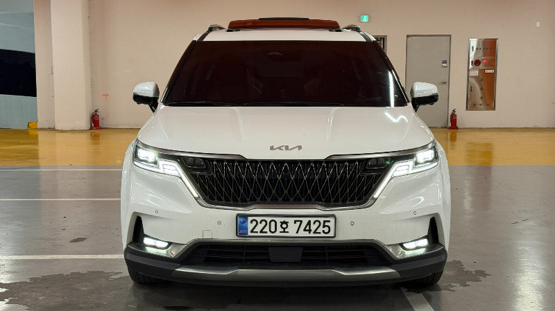 car KIA Carnival id51201 photo #2