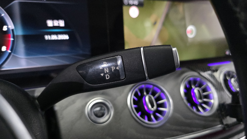 car Mercedes Benz CLS Class id51203 photo #9