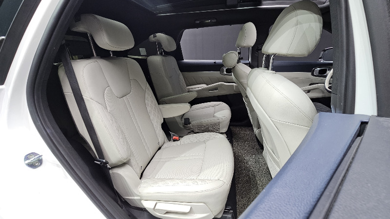 car KIA Sorento id51344 photo #11
