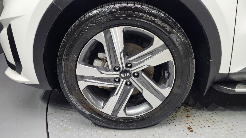 car KIA Sorento id51344 photo #5