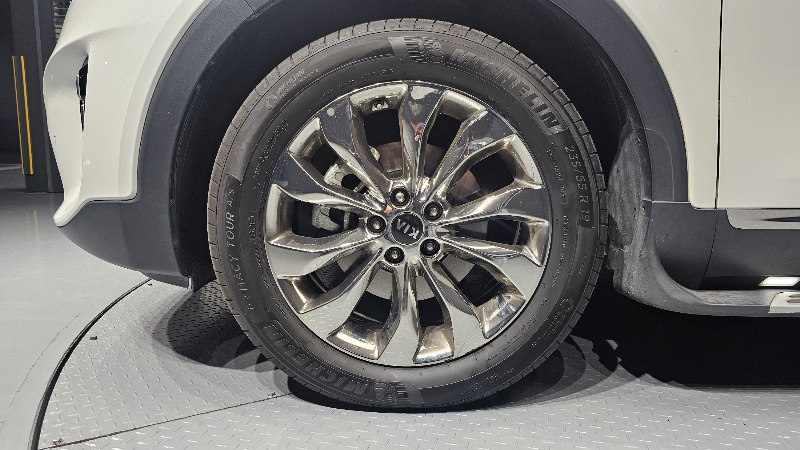 car KIA Sorento id51397 photo #5
