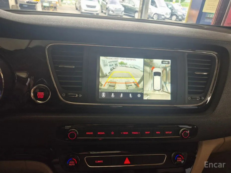car KIA Carnival id51407 photo #11