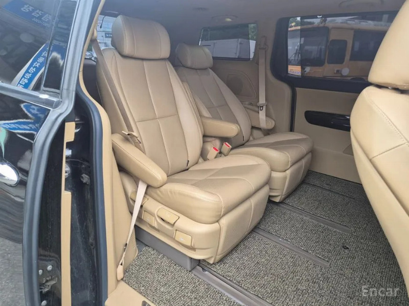car KIA Carnival id51407 photo #16