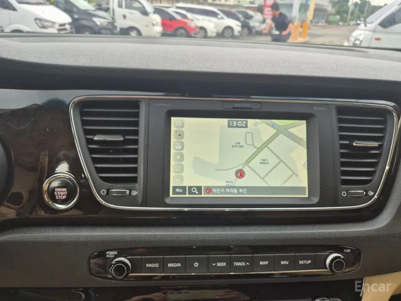 car KIA Carnival id51407 photo #18
