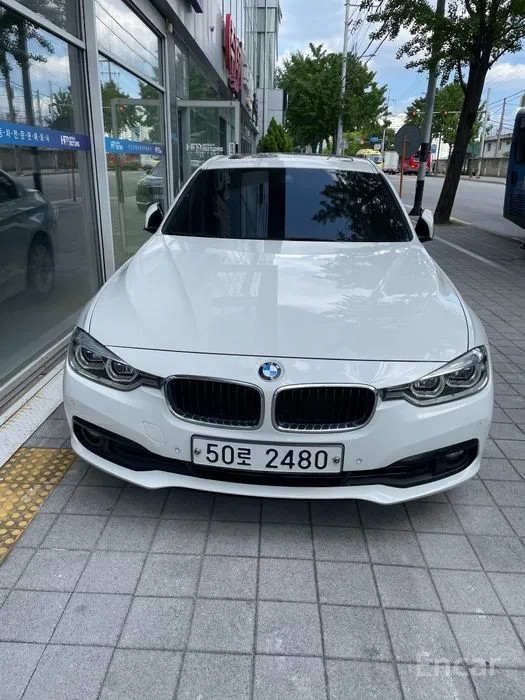 car BMW 3 Series id51473 main photo