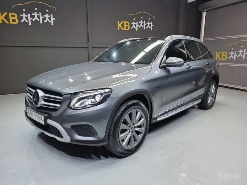 car Mercedes Benz GLC id51525 main photo