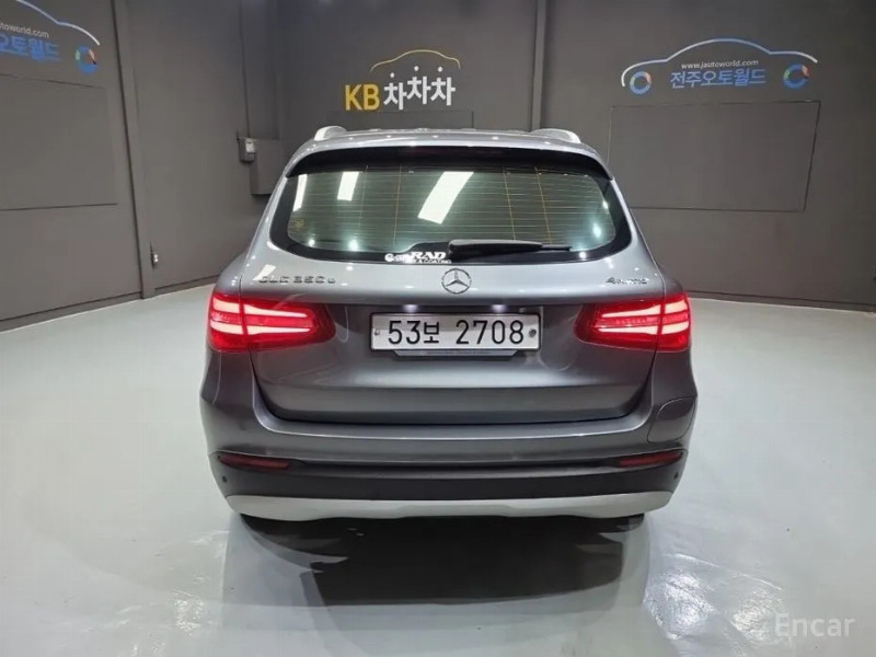 car Mercedes Benz GLC id51525 photo #5