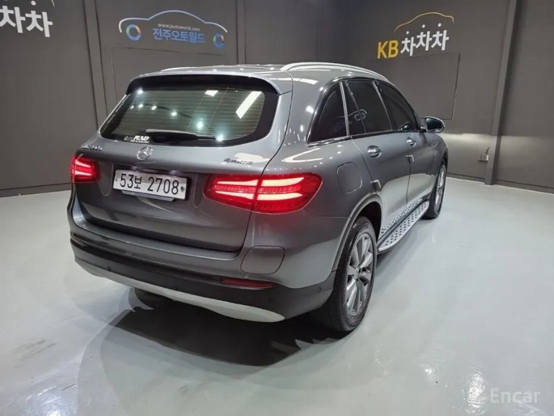 car Mercedes Benz GLC id51525 photo #6