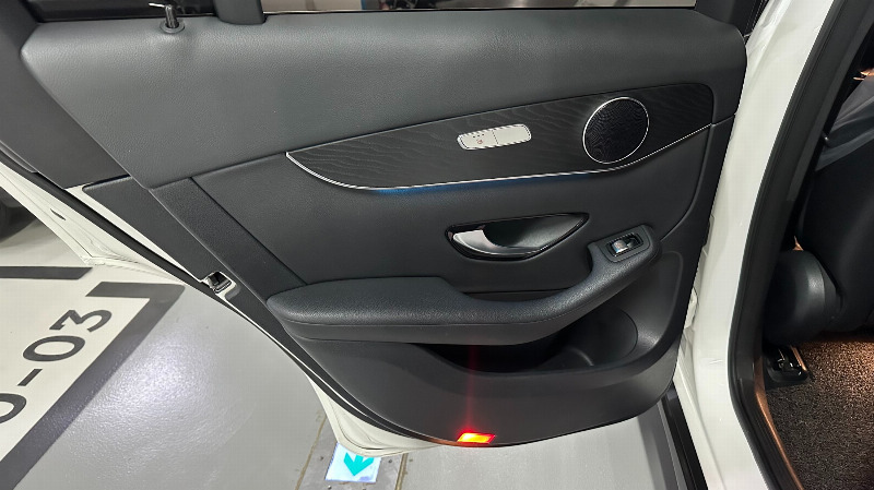 car Mercedes Benz GLC id51536 photo #15