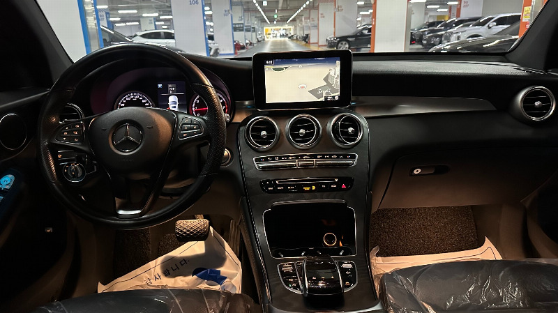 car Mercedes Benz GLC id51536 photo #7