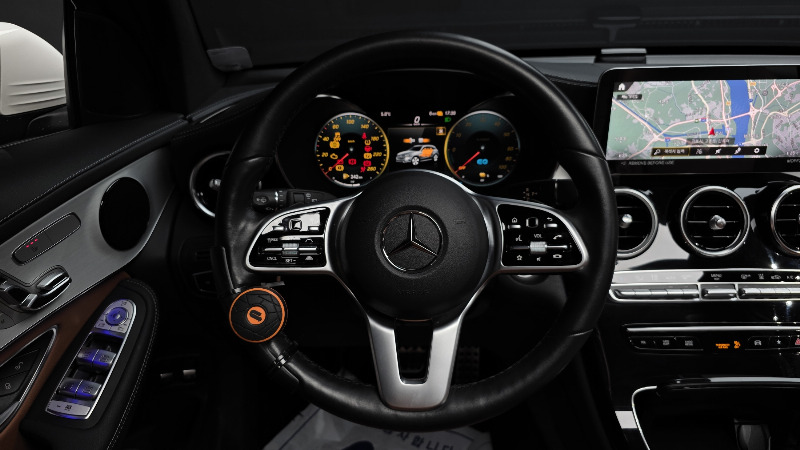 car Mercedes Benz GLC id51537 photo #13