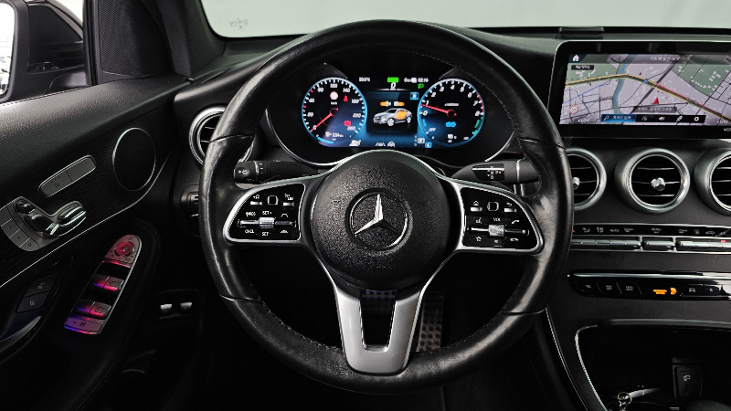 car Mercedes Benz GLC id51543 photo #13
