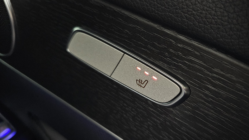 car Mercedes Benz GLC id51543 photo #19