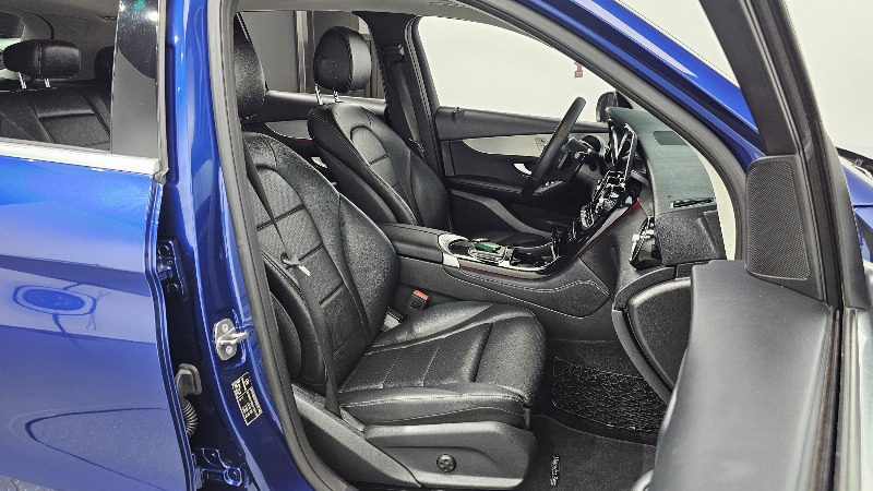 car Mercedes Benz GLC id51546 photo #10