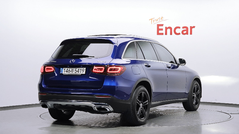 car Mercedes Benz GLC id51546 photo #2